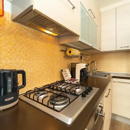 Comfort And Space In The Center With Wifi And Ac Apartamento